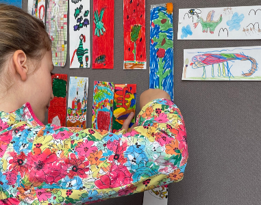 Park Güell is holding the 7th edition of its “Sant Jordi and the Park Güell Dragon” bookmark competition Park Güell is holding the 7th edition of its “Sant Jordi and the Park Güell Dragon” bookmark competition